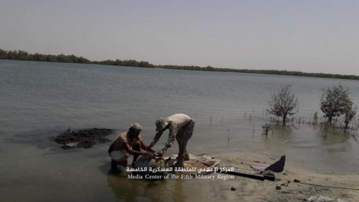 بهذه الطريقة يحاول الحوثيين وقف تقدم الجيش والتحالف لاستعادة ميناء الحديدة