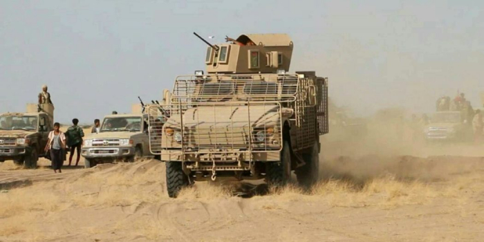 جبهة الساحل الغربي مقتل اكثر من 60 فرد وجرح العشرات من مليشيات الحوثي وذالك بغارات لطيران التحالف واشتباكات مع العمالقة.
