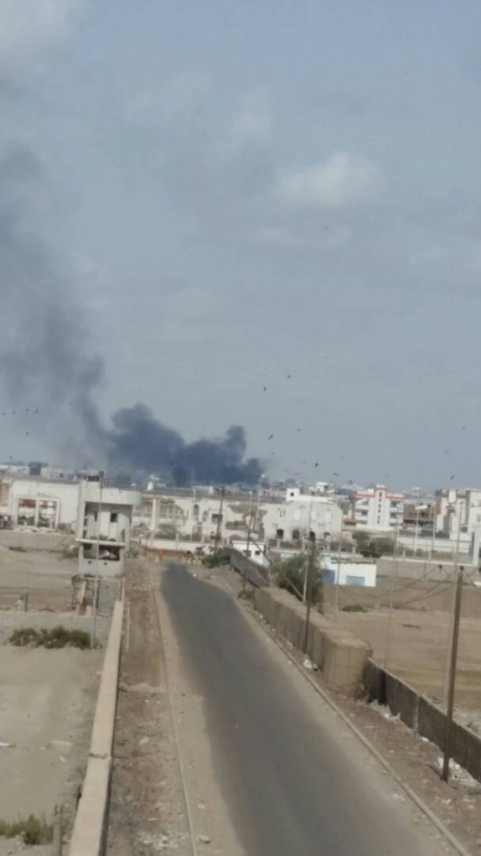 عاجل : انفجار شديد يهز العاصمة عدن قبل قليل .. ( صور اولية)
