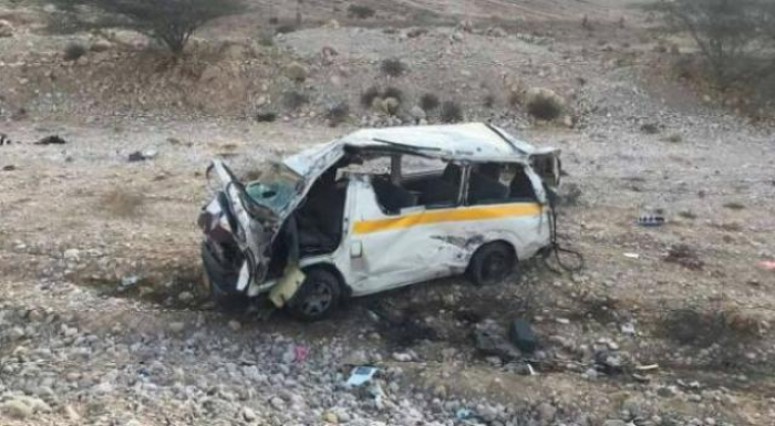 وفاة 11 مواطن في حادث مروري مروع بمحافظة إب ( أسماء )