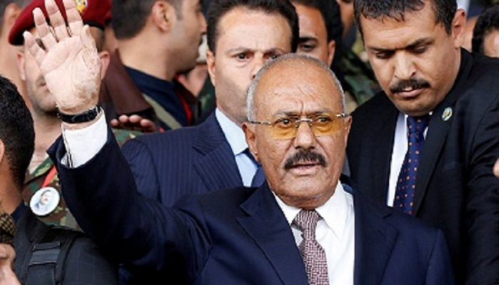 خبير في المخابرات الامريكية يكشف الحقيقية : هناك مؤامرة دولية وكبيرة على اغتيال الرئيس اليمني السابق، علي عبدالله صالح