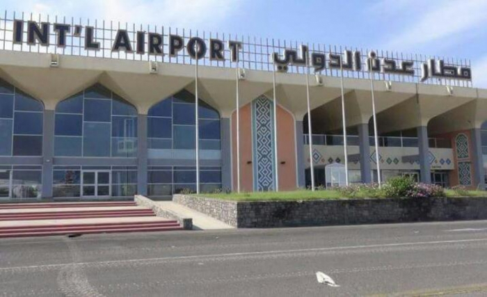 سلطات مطار عدن تتحفظ على مواطن اوروبي حاول مغادرة اليمن بتاشيرة حوثية