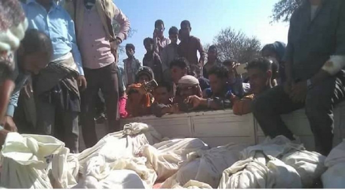 مقتل 13 مدنيا من أسرة واحدة بغارة جوية جنوب تعز