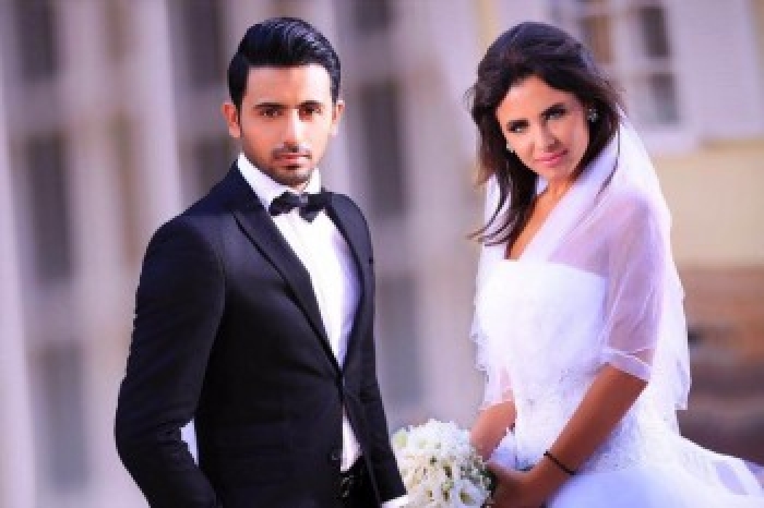 شاهد: الفنان اليمني "فؤاد عبدالواحد" يتزوج من ملكة جمال لبنان