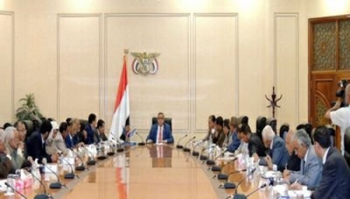 الحوثي يجمد نشاط حكومة الانقلابي بن حبتور بشكل غير مباشر .. تفاصيل