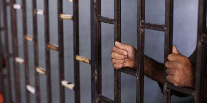فتاة تقتل زوجها بعد 10 أيام من الزواج بعدما اكتشفت حقيقته!