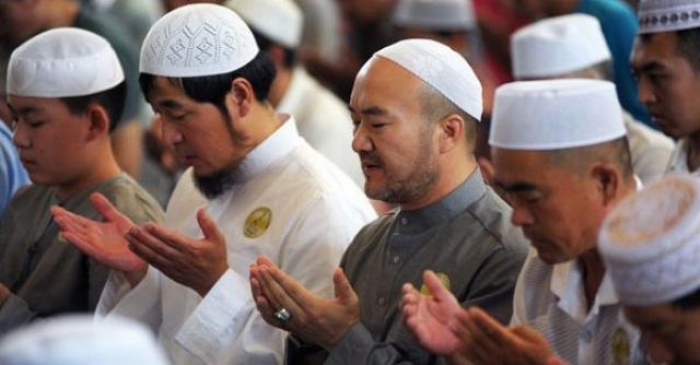 وسط إدانات دولية.. الصين تضع رجل أمن في كل بيت مسلم "لهذا السبب"