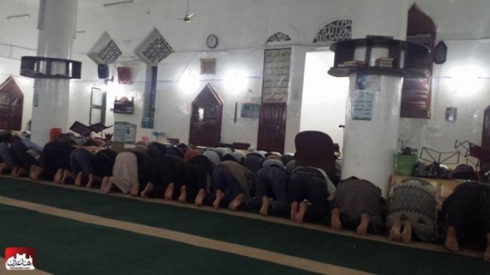 شاهد صورة.. هكذا تحولت مساجد صنعاء في رمضان