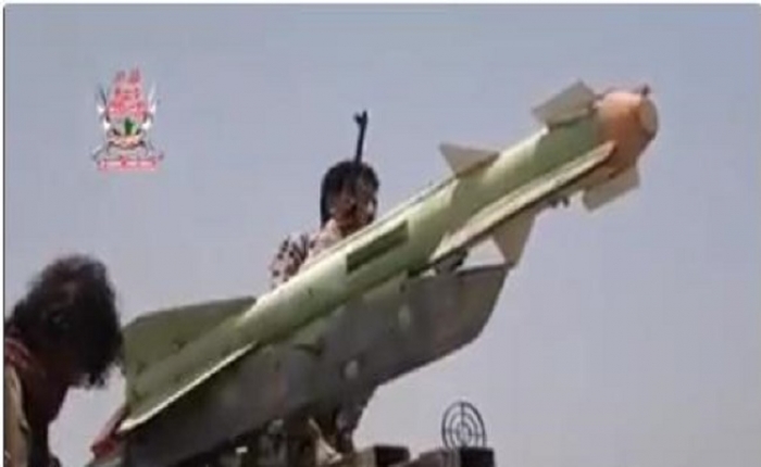 شاهد بالفيديو : صواريخ ودبابات ومدافع في الحديدة تعود من الحوثيين إلى حضن الدولة...تفاصيل