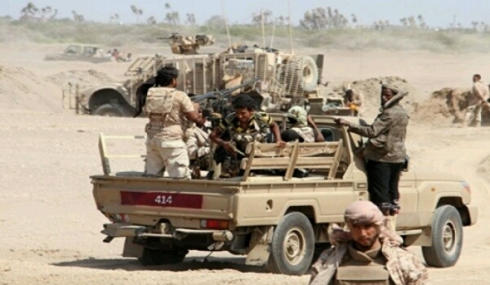 قوات الشرعية تؤمن مداخل مدينة الحديدة.. وفرار جماعي للحوثيين.. ومسؤول يكشف «مخطط الإقتحام»