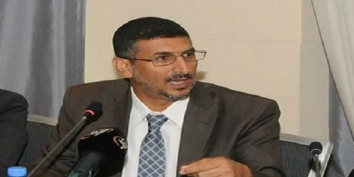 محمد عزان يفتح النار علی الحوثيين ويكشف بعض جرائمهم الاستبدادية بحق اليمنيين