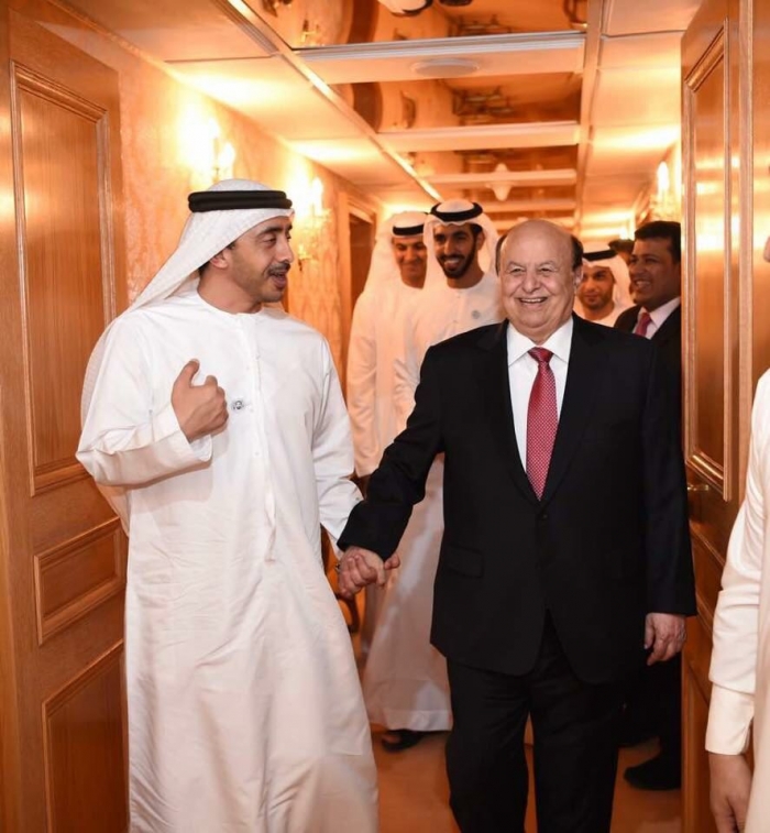 عاجل.. الرئيس هادي يغادر السعودية الى الإمارات