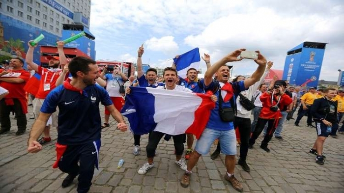 حكم إماراتي يدير مباراة فرنسا والبيرو في مونديال روسيا