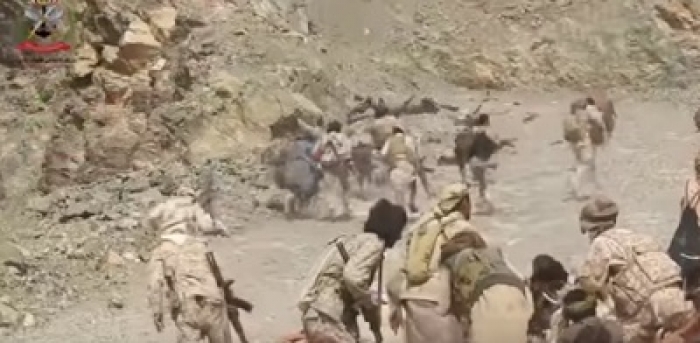 الجيش الوطني يسيطر على الخط الرابط بين مران والملاحيظ ويضيق الخناق على الحوثيين في صعدة