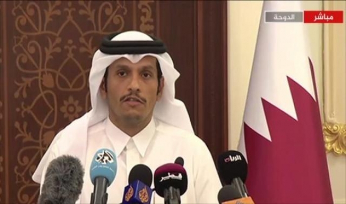 وزير الخارجية القطري يكشف عن موقف قطري جديد ومفاجيء من الحرب باليمن !