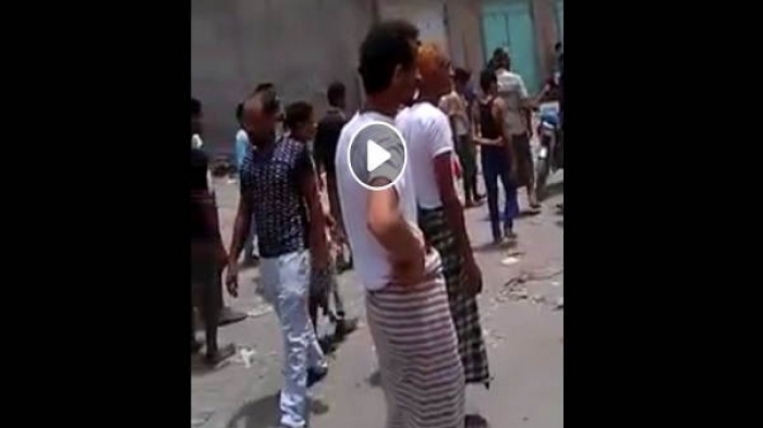 الحديدة تنتفض في وجه مليشيات الحوثي.. (فيديو)