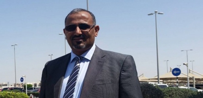 الزبيدي يدعو الشرعية للتحاور مع المجلس الانتقالي