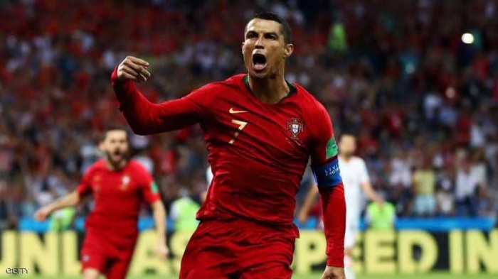 رونالدو يوقع عقدا رسميا بـ"الدم" في إيطاليا