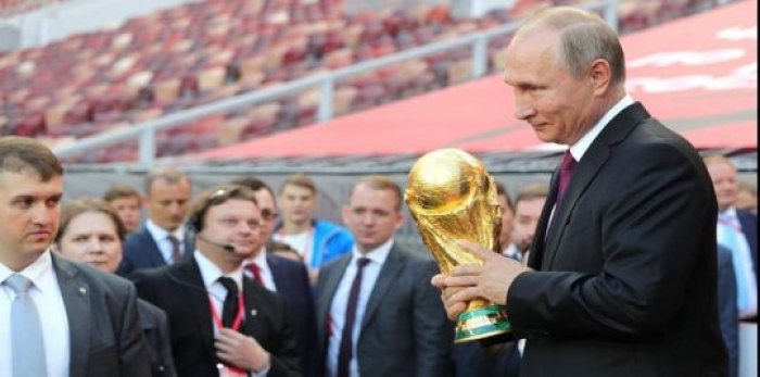 الأمين العام لـ”فيفا”: روسيا أحرجت قطر بعد تنظيم كأس عالم مثالي