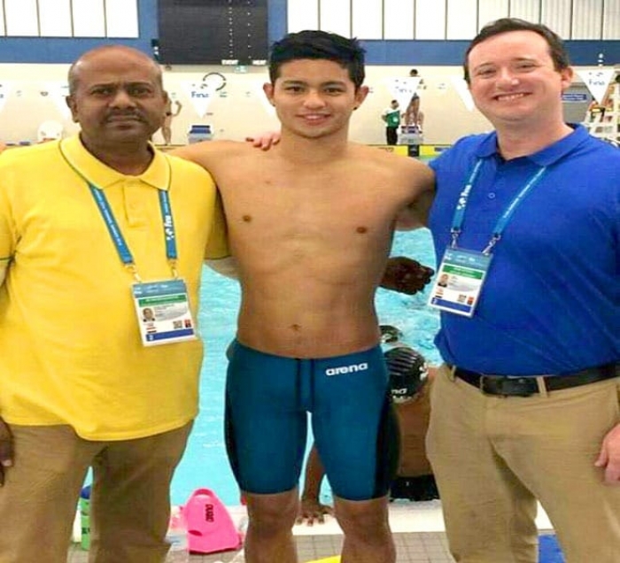 اليمني يشارك في البطولة العربية للسباحة بتونس .. صورة