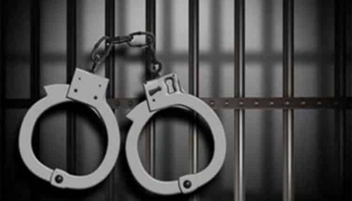 لظهورهما بوضع مخل.. توجيهات بالقبض على شاب وفتاة مقطع “تعليم القيادة”