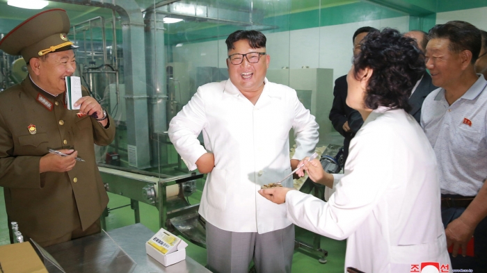 زعيم كوريا الشمالية يطالب بتحسين التغذية للجنود