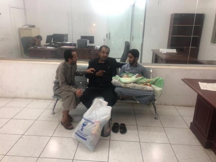 الشرطة السعودية تطيح بأخطر عصابة يمنية استغلت مرض طفلة يمنية للتسول بها "صور"
