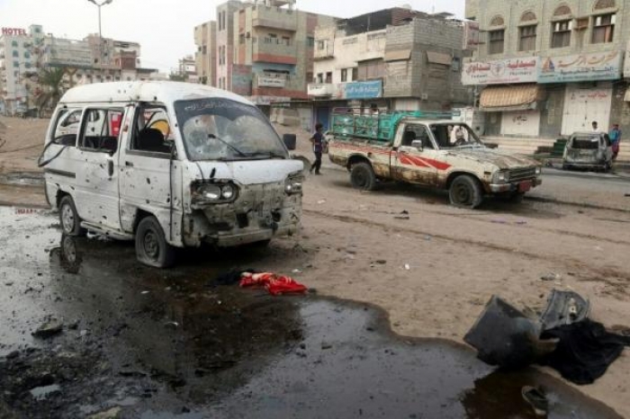 خبير أمريكي يفاجئ الجميع ويكشف بالأدلة الجهة الحقيقية التي ارتكبت مجزرة الحديدة