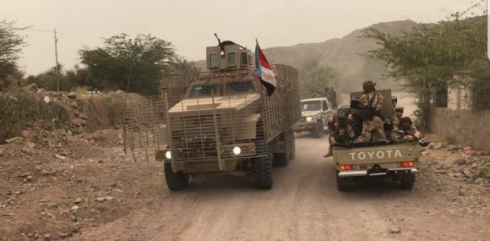 قوات النخبة الشبوانية تسيطر على مطار عتق وتطرد قوات موالية لهادي