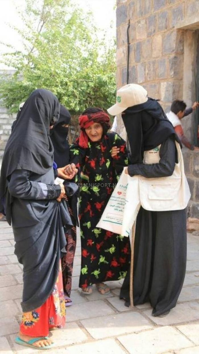 العون المباشر تواصل مكافحة العمى في اليمن بتدشين المخيم الـ 28 بالمحويت