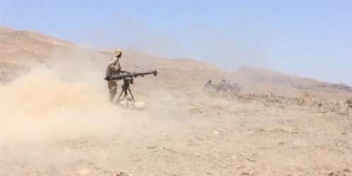 الجيش يقترب من مخازن أسلحة إستراتيجية للحوثيين في البيضاء