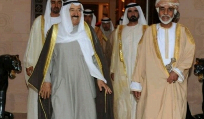 هجوم عماني عنيف وغير مسبوق على الإمارات.. وابن زايد يتوسل السلطان ”قابوس“..! (تفاصيل)