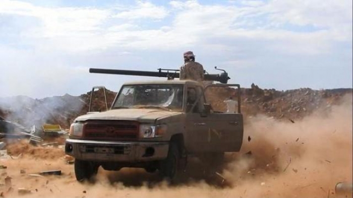 عودة الاشتباكات في نهم بين الجيش والحوثيين