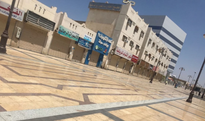 سوق شهير بالسعودية يغلق أبوابه بسبب قرار «التوطين».. والسلطات تحقق