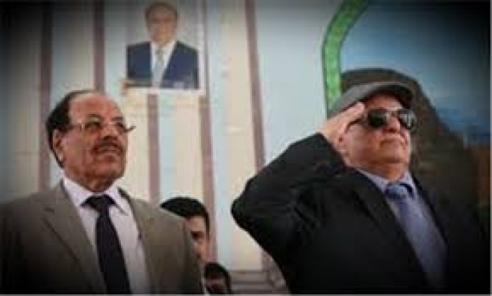 شاهد : قناة اليمن الفضائية تنصب الفريق علي محسن الاحمر رئيسا للجمهورية " صور"