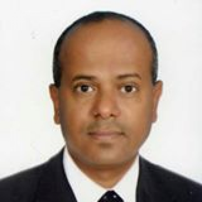 خالد الخليفي رئيس اتحاد السباحة:  من حق الشباب المشاركة وتسجيل أسمائهم في البطوله المفتوحة..  نائف البكري يولي كل اهتمامه بالشباب والأنشطة الرياضية