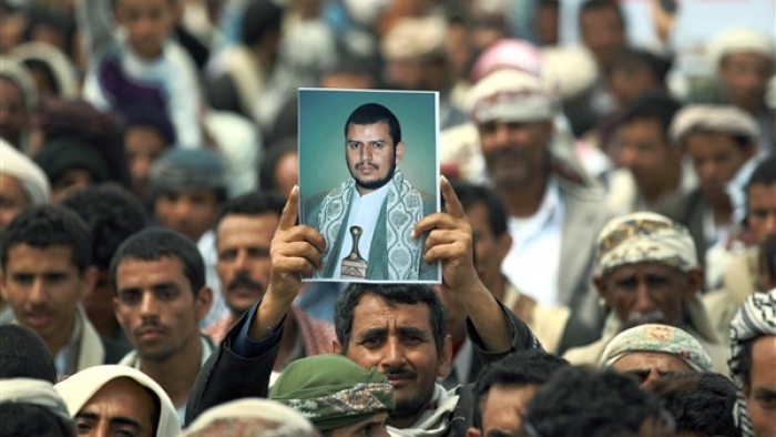 معظمهم كبار سن.. الحوثيون يستدرجون متقاعدين لجبهات القتال بصعدة