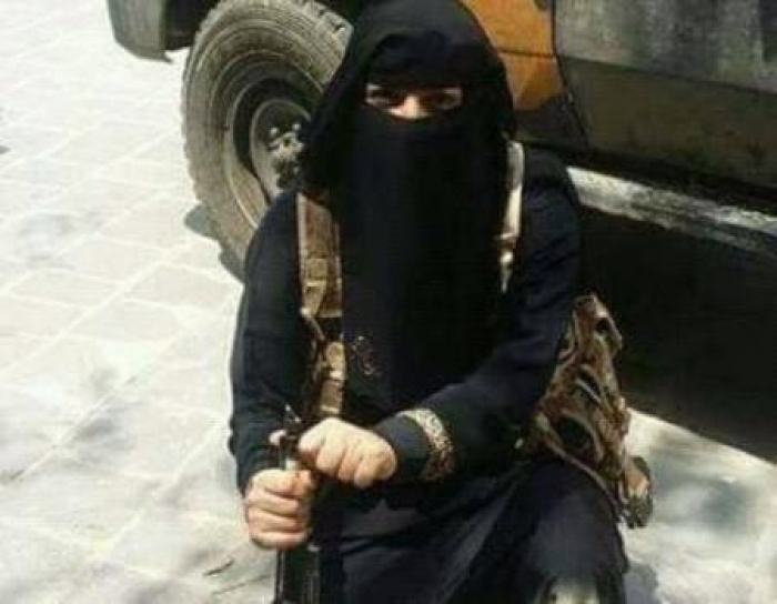 تصعيد خطير .. الحوثي يبدأ بتجنيد هذه الفئة من النساء بالقوة بعد الزينبيات "تفاصيل"