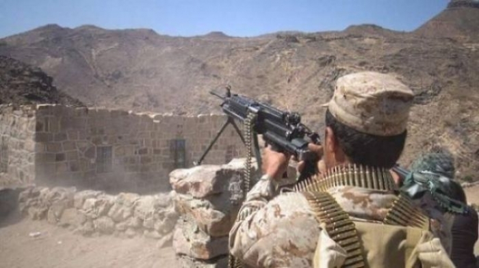 مصرع وإصابة 23 من الحوثيين وقوات الجيش تحرر مواقع جديدة غرب تعز