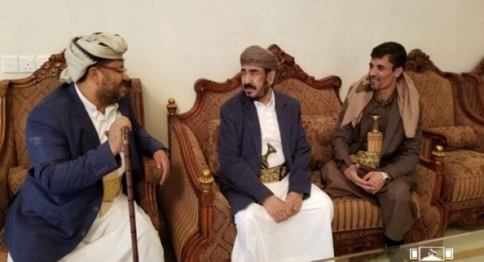 كيف دفعت جبهات الساحل الغربي بقيادات المليشيات الحوثية إلى منزل الشيخ الشايف بصنعاء؟