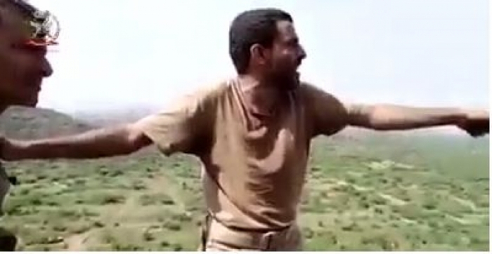 شاهد: اول فيديو يؤكد وصول قوات الجيش إلى قبر حسين بدر الدين الحوثي
