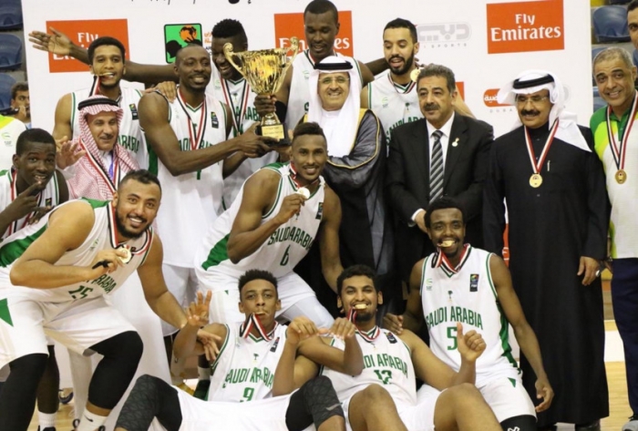 السعودية تتوج بلقب البطولة العربية لكرة السلة
