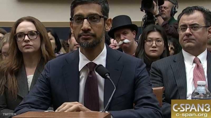 "رجل المونوبولي" يظهر في جلسة مساءلة غوغل