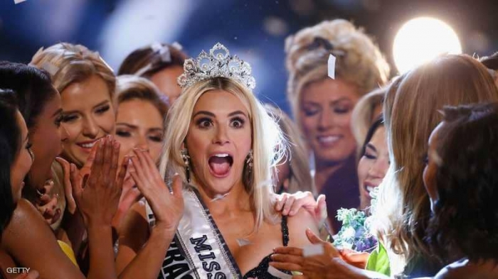 فيديو "غير محترم" يجبر ملكة جمال أميركا على الاعتذار