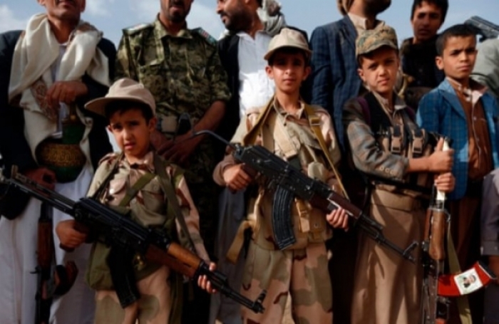 "الكشافة " سلاح الحوثي السري لتعزيز الجبهات بالمقاتلين الاطفال