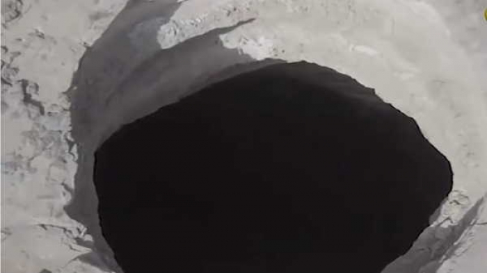 بالفيديو : برهوت اليمنية .. بئر الماء الاكثر غرابة في العالم
