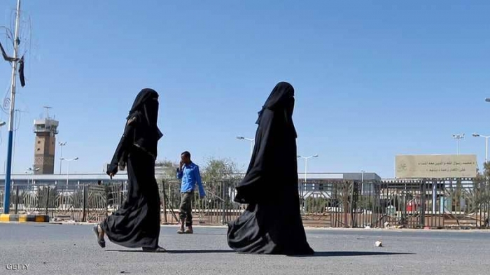 منظمة حقوقية تكشف "فظاعات حوثية" بحق يمنيات